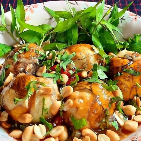 Hột Vịt Lộn